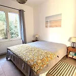 Villa Moderne à Grand-piquey Proche Du Bassin D'arcachon, Capacité 7 Personnes - Fr-1-736-71