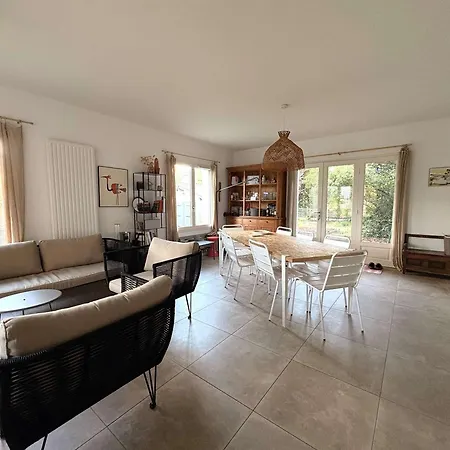 Moderne à Grand-piquey Proche Du Bassin D'arcachon, Capacité 7 Personnes - Fr-1-736-71 Villa