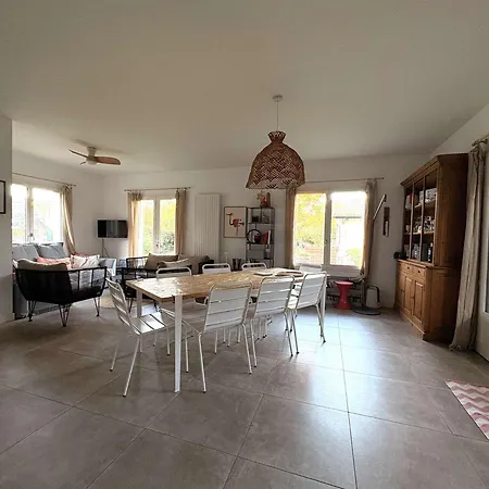 Moderne à Grand-piquey Proche Du Bassin D'arcachon, Capacité 7 Personnes - Fr-1-736-71 Villa *
